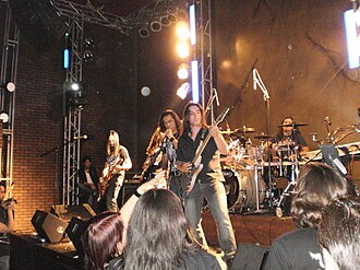 Agora (banda)