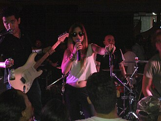 Canto dos Malditos na Terra do Nunca (banda)